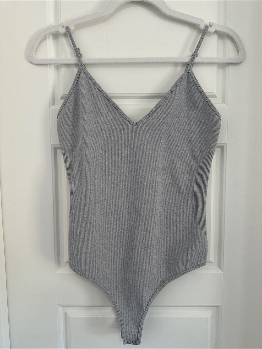Forever 21 Gray V-Neck Ribbed Bodysuit with Adjustable Straps
